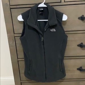 Black fleece North Face vest